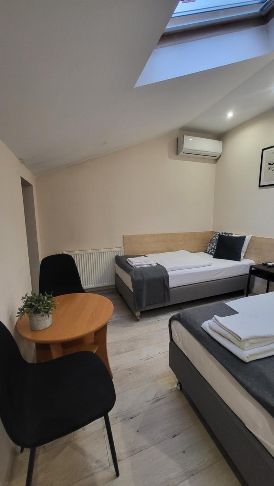 Aparthotel Riva 扎维尔切 外观 照片