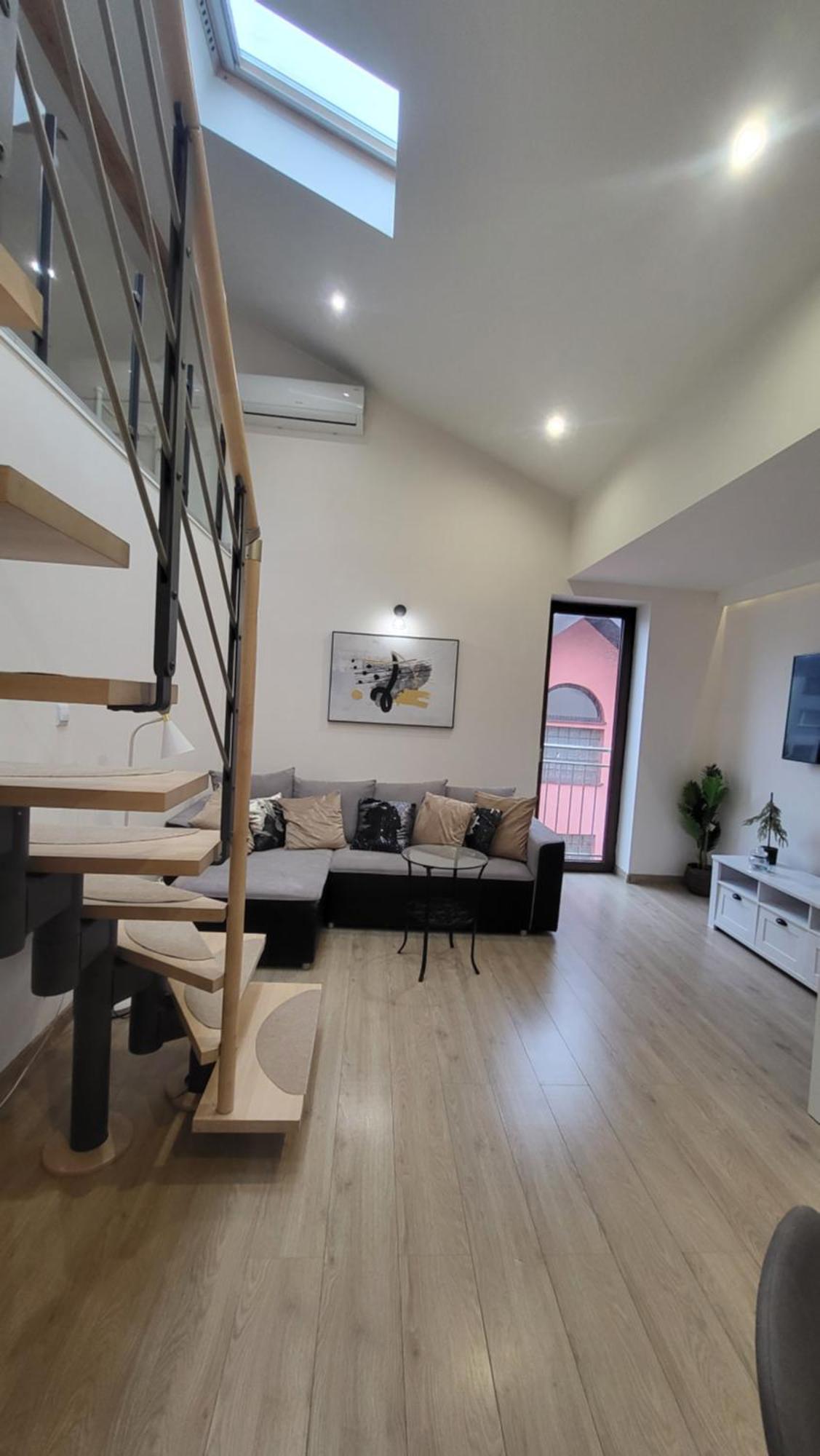 Aparthotel Riva 扎维尔切 外观 照片